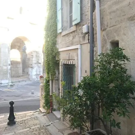 Appartement Face Aux Arenes Arles Esterno foto