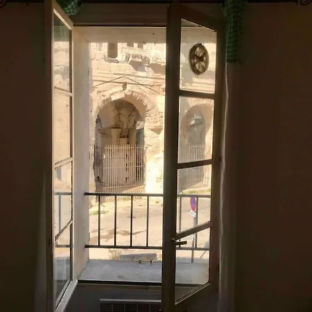 Appartement Face Aux Arenes Arles Esterno foto