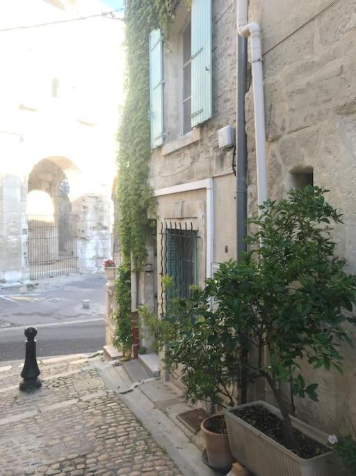 Face Aux Arenes Apartment *